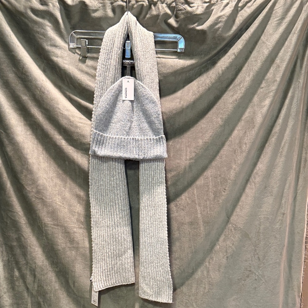 Sonoma Gray Knit Scarf and Hat Set